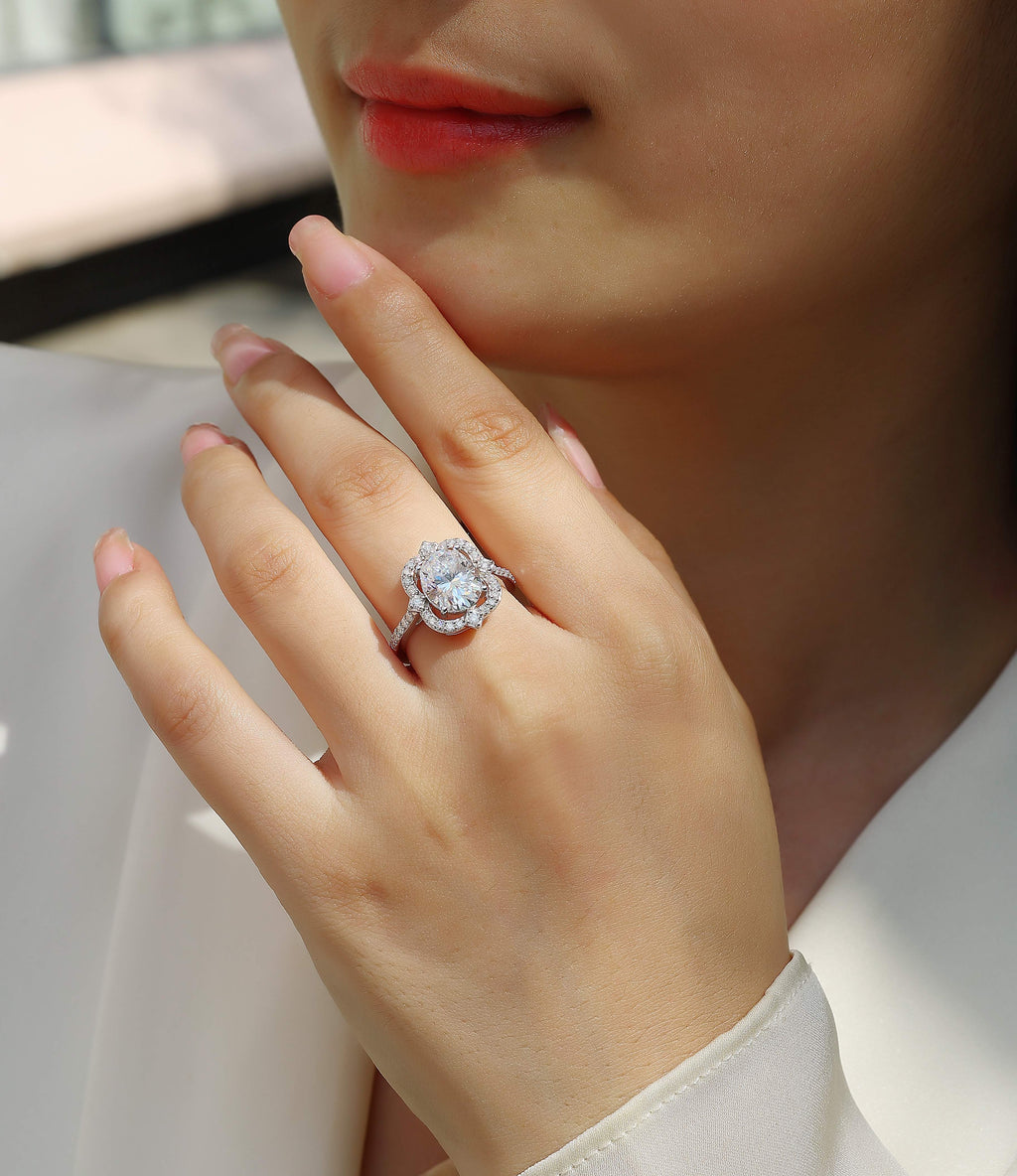 Camellia Moissanite Ring – S925 Silver Gold-Plated Elegance